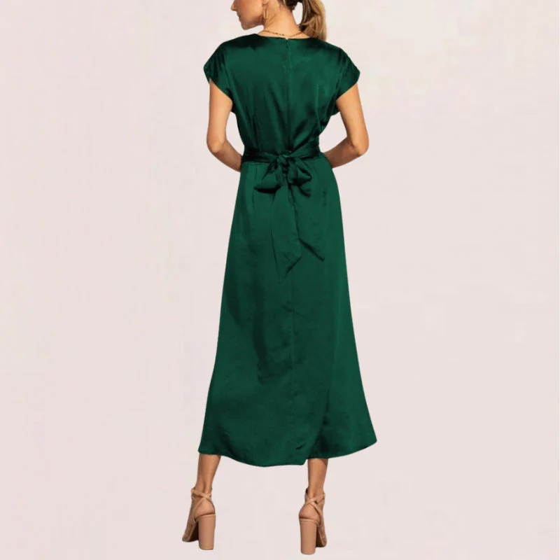Almira Kleid – Damen ärmelloses Kleid mit Rundhals, Wickeloptik und lockerem Schnitt - Image 11
