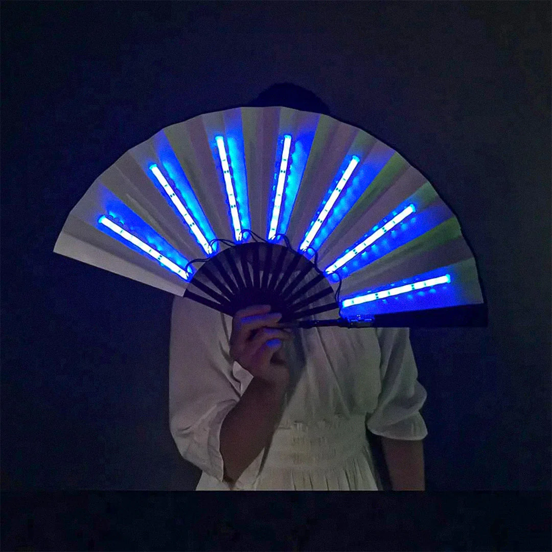 Lumexa Handventilator – faltbarer Ventilator mit LED-Beleuchtung und Batteriebetrieb - Image 4