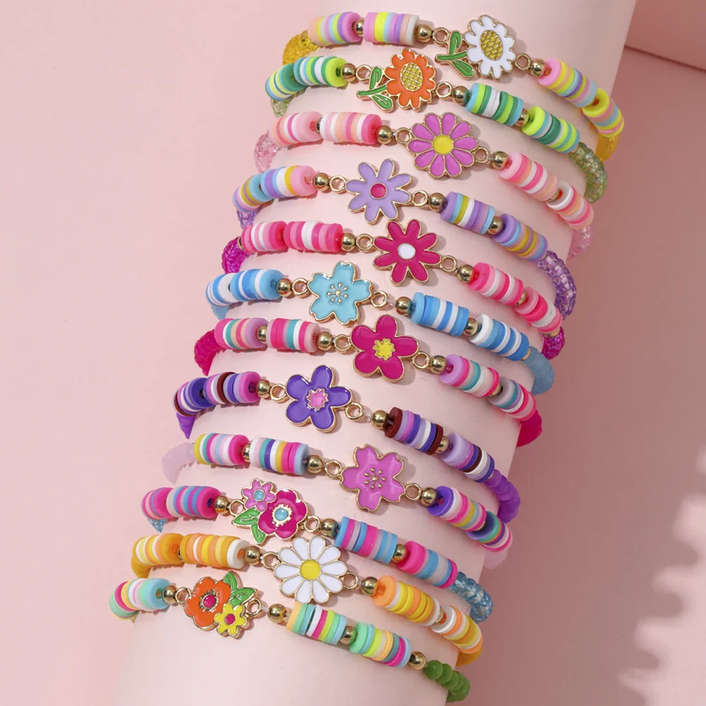Lunira Armbänder-Set – Elastische Perlenarmbänder mit Anhängern (12-teilig) - Image 2