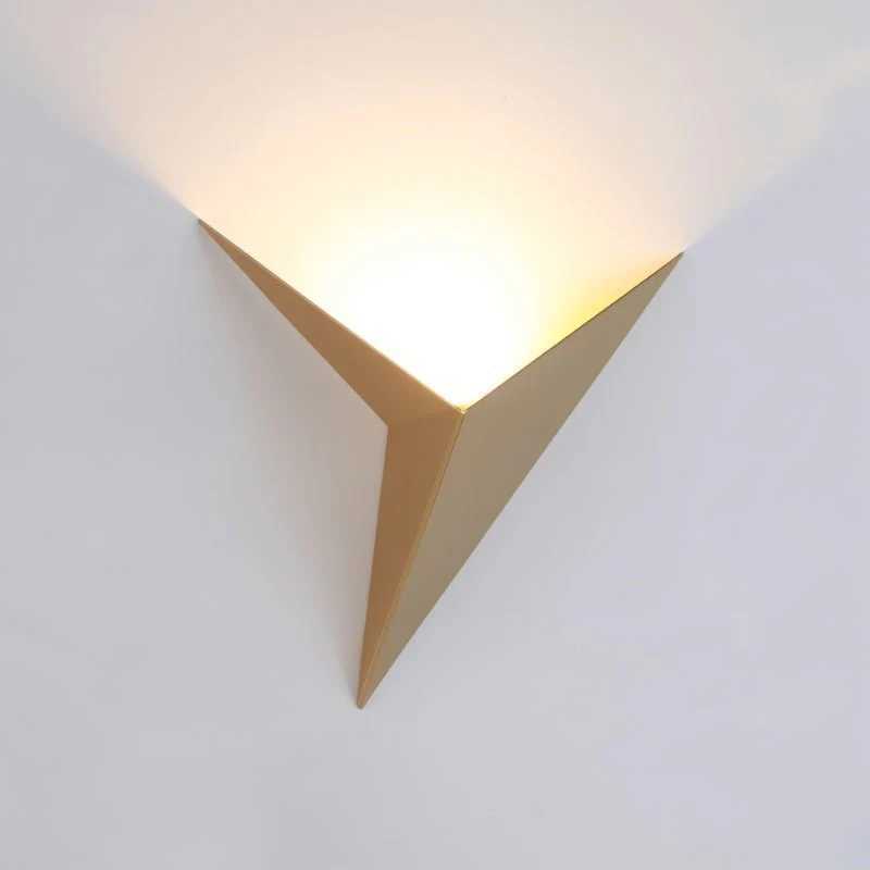 Moderne Wandleuchte Avenor – Klare Formen und funktionales Licht - Image 3