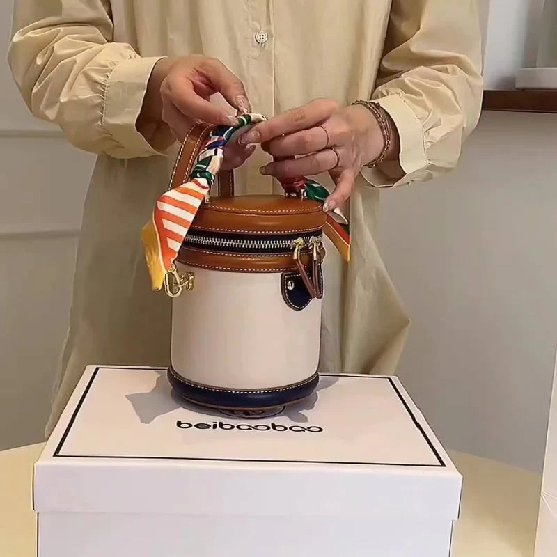 Norvella Bucket Tasche mit verstellbarem Gurt und Reißverschluss - Image 5