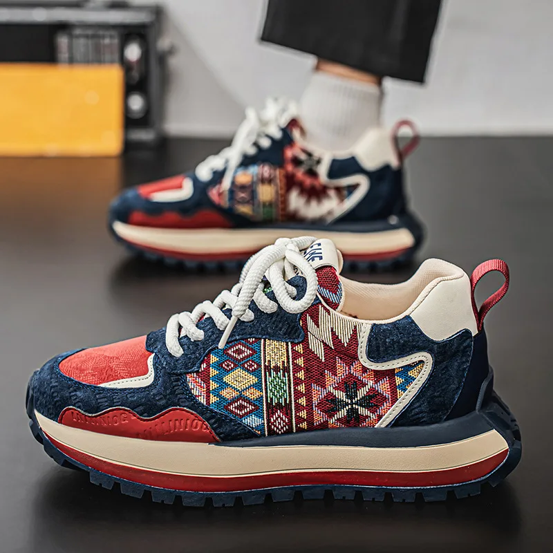 Selvara Unisex Sneaker mit Schnürung und Mesh-Obermaterial - Image 2