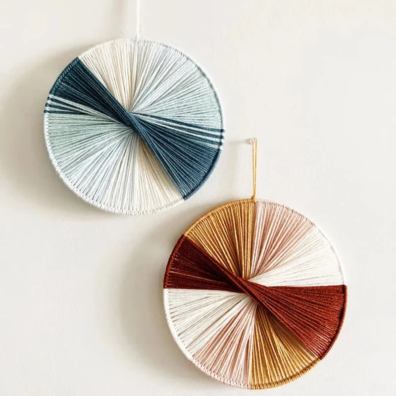 Wandkunst aus Baumwollfäden mit kreisförmigem Design - Image 4
