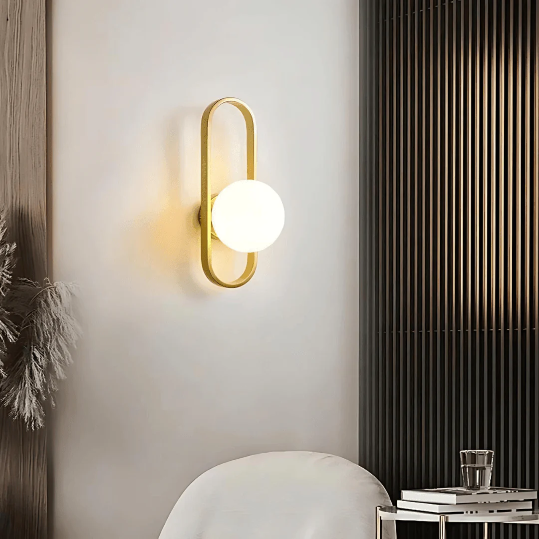 Wandlampe mit Metallgehäuse und Milchglas - Image 2